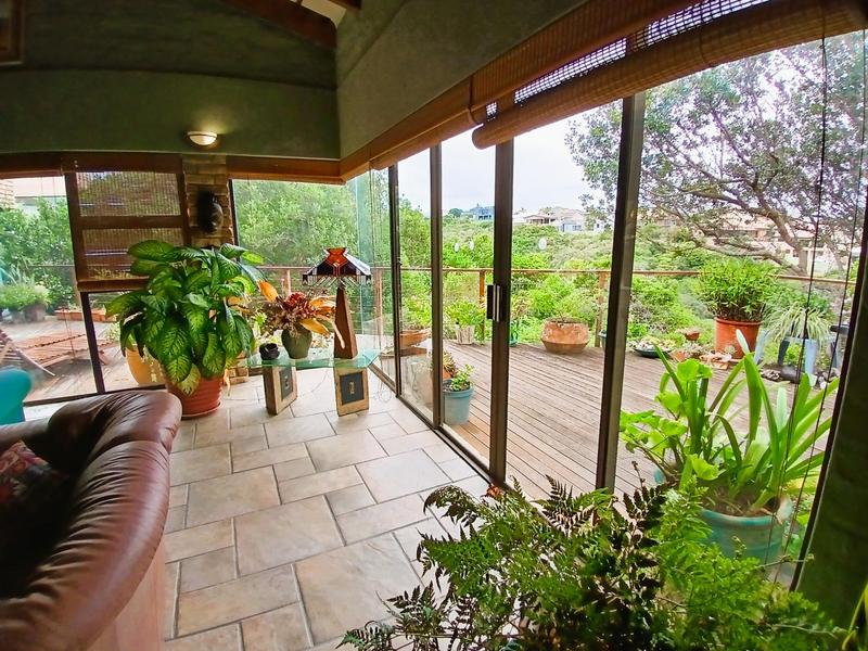 3 Bedroom Property for Sale in Stilbaai Wes Western Cape